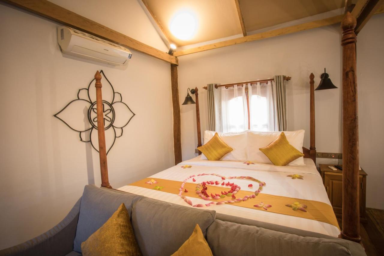 Hotel The Wood Family Retreat à Phumi Trapeang Rung Extérieur photo