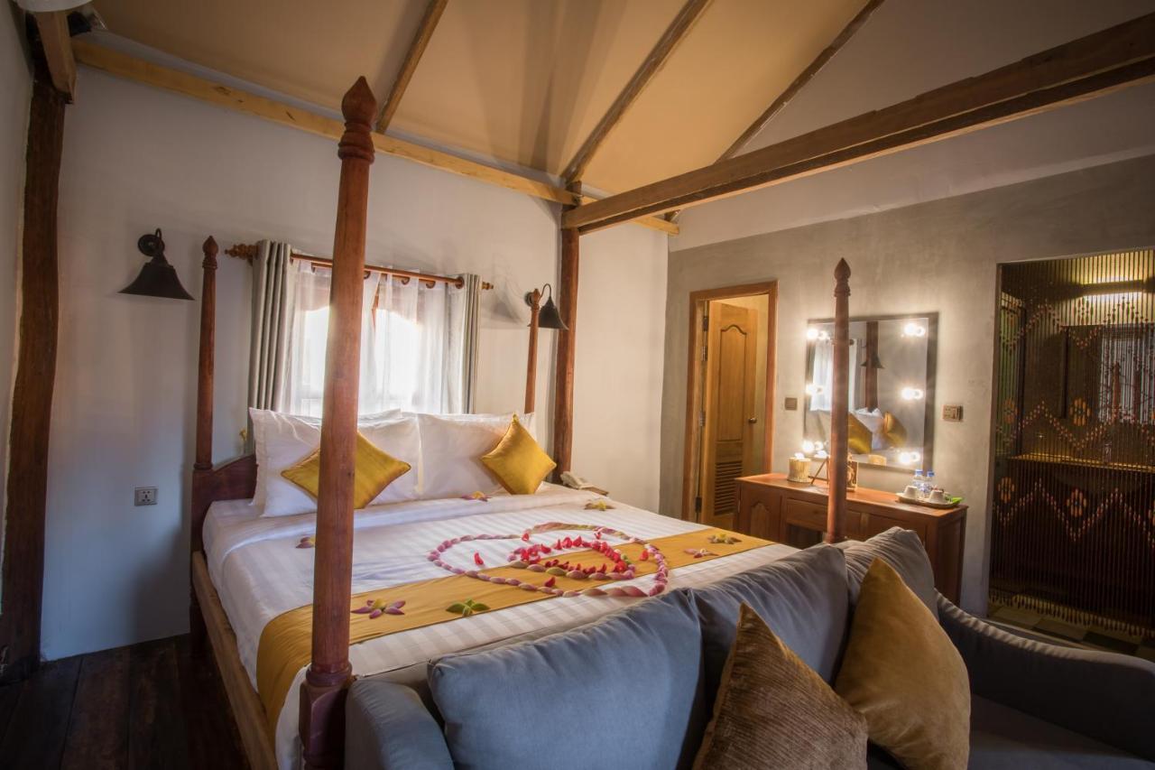 Hotel The Wood Family Retreat à Phumi Trapeang Rung Extérieur photo